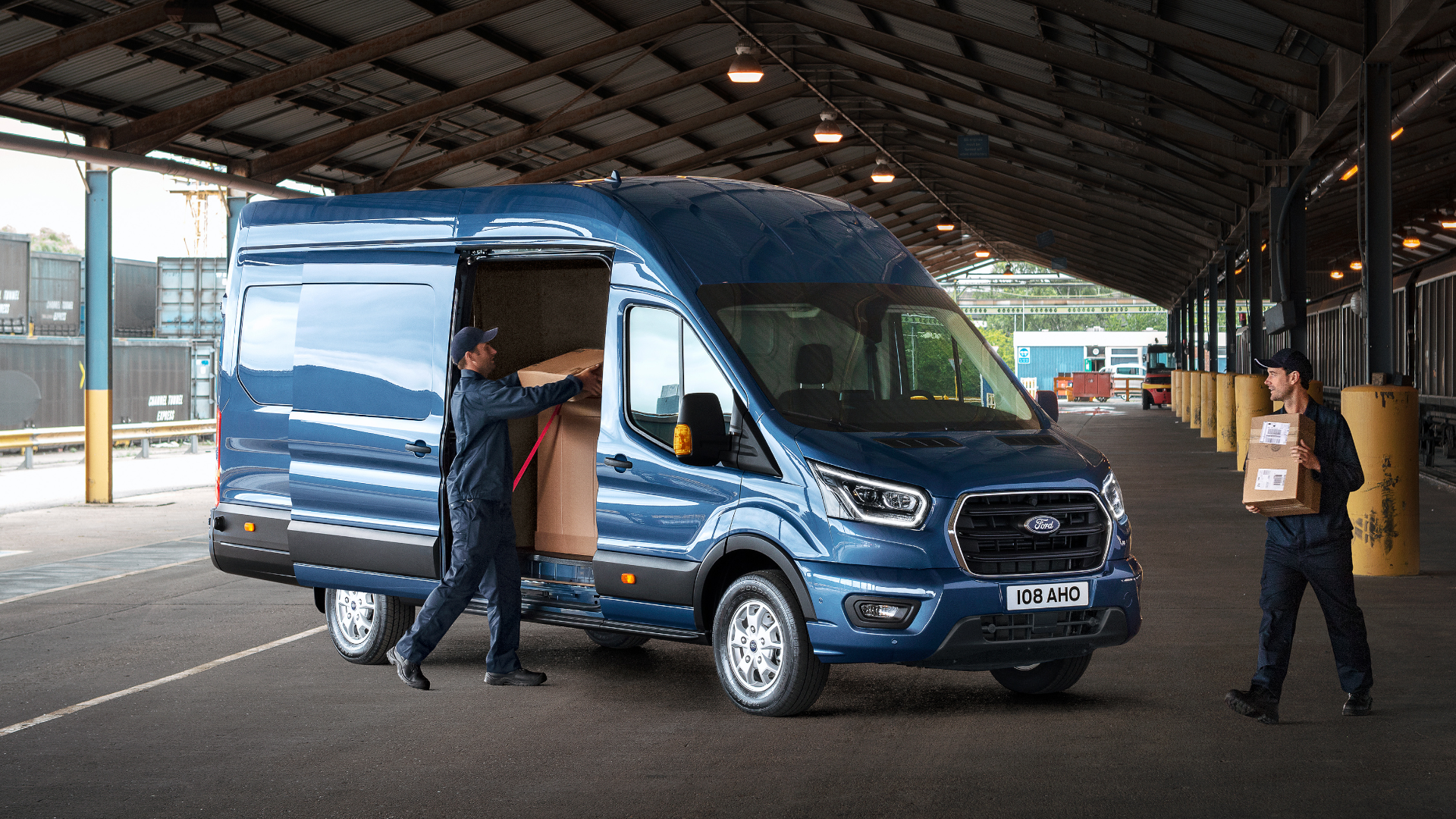 Форд транзит 20. Ford Transit 2019. Ford Transit van 2019. Ford Transit l4h3 2020. Ford Transit v363 фургон.