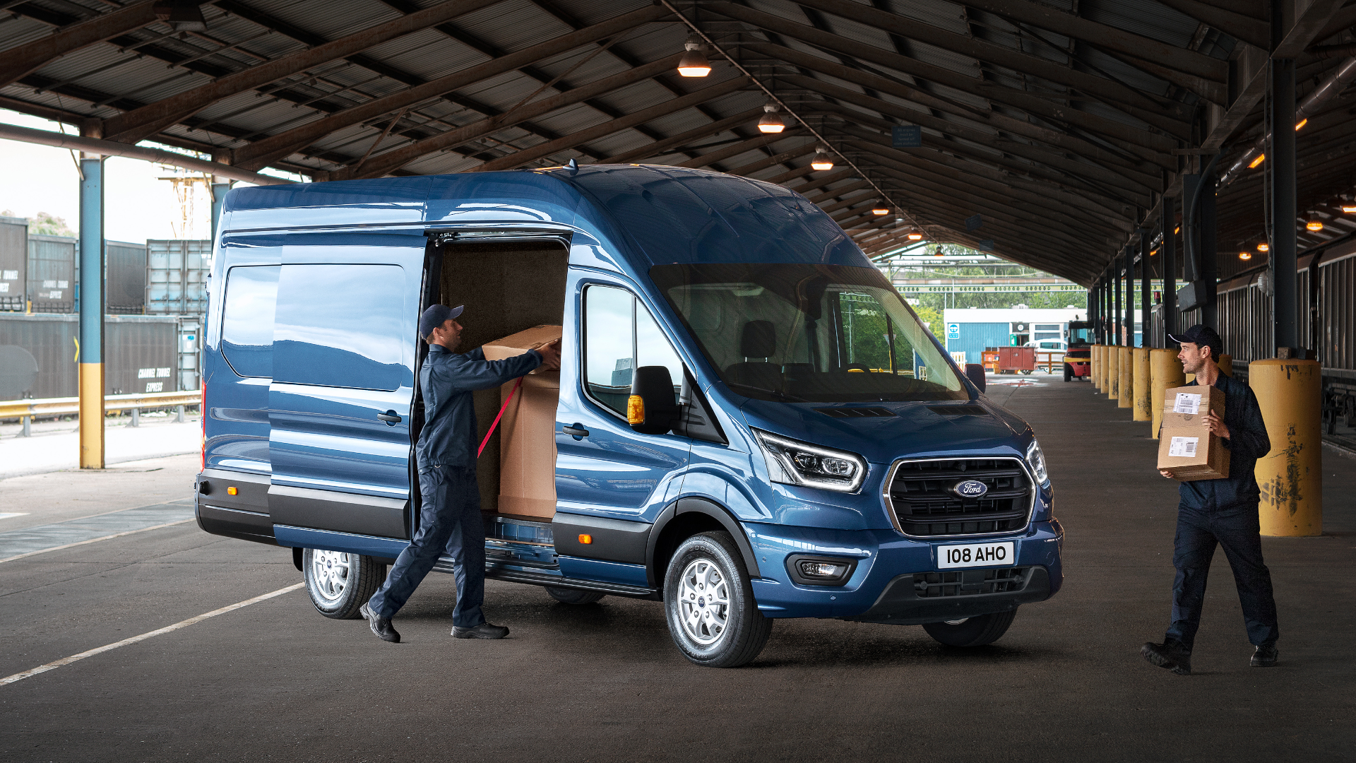 Форд транзит питание. Ford Transit 2019. Ford Transit van 2019. Ford Transit l4h3 2020. Ford Transit v363 фургон.